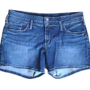 Silver Jeans suki shorts size 33